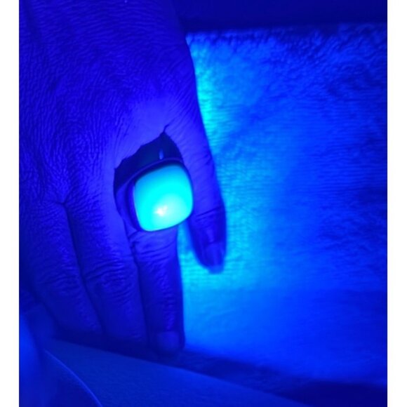 Lucas Jack Gold Tone Thick Band Ring Fluorescent Stone London - Picture 8 of 8